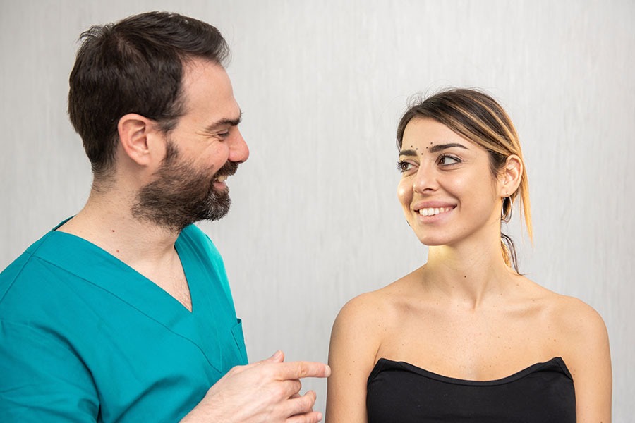 Consulto personalizzato durante la prima visita